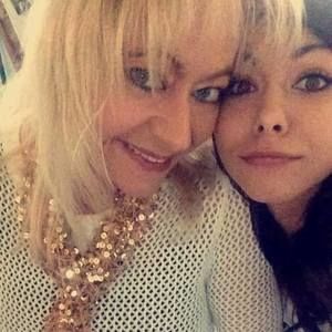 Meet your Posher, Dianna